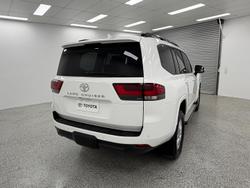 2024 Toyota Landcruiser GXL FJA300R 4X4 Dual Range Glacier White