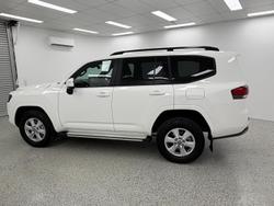 2024 Toyota Landcruiser GXL FJA300R 4X4 Dual Range Glacier White