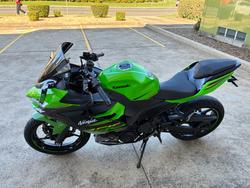 2018 Kawasaki NINJA 400 Green