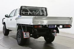 2022 Mitsubishi Triton GLX