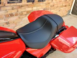 2026 HARLEY-DAVIDSON STREET GLIDE 117 (FLHX) ROAD BLOOD ORANGE