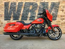 Harley-Davidson Street Glide 117 (flhx)