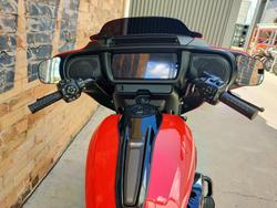 2026 HARLEY-DAVIDSON STREET GLIDE 117 (FLHX) ROAD BLOOD ORANGE