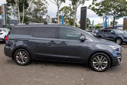 2016 Kia Carnival Platinum