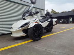2013 Can-Am Spyder ST Limited SE5 Spyder ST White