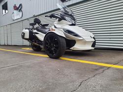 2013 Can-Am Spyder ST Limited SE5 Spyder ST White