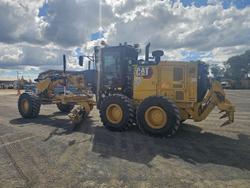 2023 CAT 150 Awd - Mastless Gps