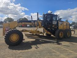 2023 CAT 150 Awd - Mastless Gps