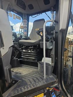 2023 CAT 150 Awd - Mastless Gps