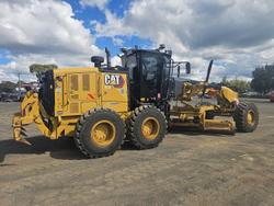 2023 CAT 150 Awd - Mastless Gps