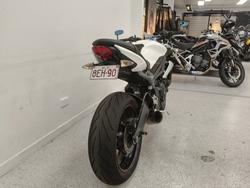2016 Triumph STREET TRIPLE White
