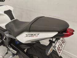 2016 Triumph STREET TRIPLE White