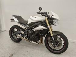 2016 Triumph STREET TRIPLE White