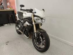 2016 Triumph STREET TRIPLE White