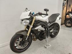 2016 Triumph STREET TRIPLE White