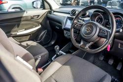 2020 Suzuki Swift GL Navigator