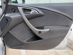 2012 Opel Astra AS Sovereign Silver