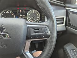 2024 Mitsubishi Outlander Black Edition
