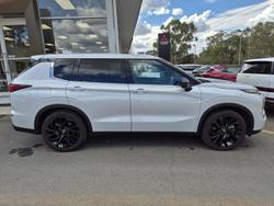 2024 Mitsubishi Outlander Black Edition