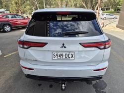 2024 Mitsubishi Outlander Black Edition