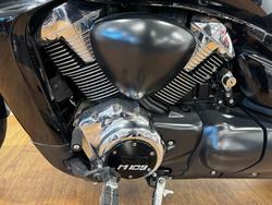 2008 Suzuki VZR 1800 BOULEVARD (M109R) Black
