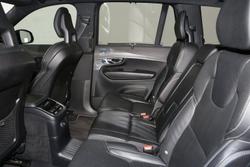 2019 Volvo XC90 T8 R-Design
