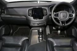 2019 Volvo XC90 T8 R-Design