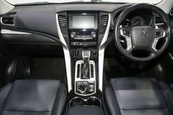 2016 Mitsubishi Pajero Sport Exceed