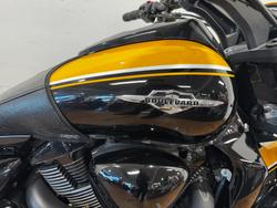 2014 Suzuki VZR 1800 BOULEVARD (M109R) SE YELLOW