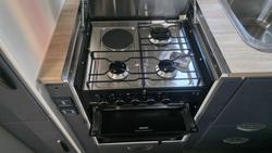 2026 Leader Caravans 2260_Cr_K1e7b_T Gold Le 2260