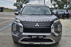 2022 Mitsubishi Outlander Exceed