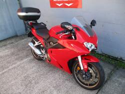 2017 Honda VFR800F ABS RED