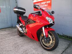 2017 Honda VFR800F ABS RED