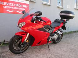 2017 Honda VFR800F ABS RED