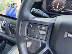 2025 Land Rover Defender 110 D350 X-Dynamic SE