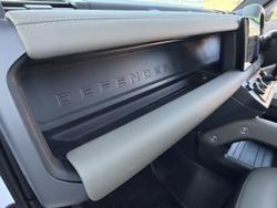 2025 Land Rover Defender 110 D350 X-Dynamic SE