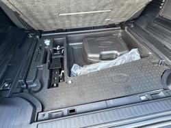 2025 Land Rover Defender 110 D350 X-Dynamic SE