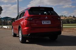 2021 Mitsubishi Outlander ES