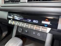 2026 Nissan Navara ST