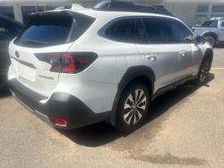 2025 Subaru Outback AWD Touring 6GEN MY25 AWD Crystal White