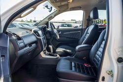 2021 Isuzu MU-X LS-T