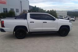 2022 Mitsubishi Triton GSR (4x4)