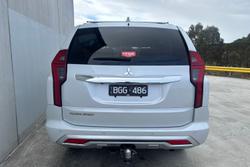 2020 Mitsubishi Pajero Sport Exceed