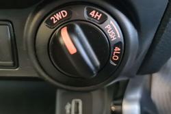 2021 Nissan Navara ST-X