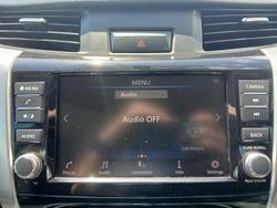 2021 Nissan Navara SL