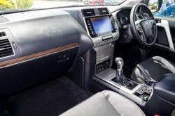 2021 Toyota Landcruiser Prado VX