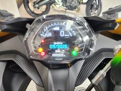 2026 Triumph DAYTONA 660 Yellow/Black