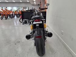 2026 Triumph BONNEVILLE SPEED TWIN 1200 RS SAPPHIRE BLACK