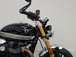 2026 Triumph BONNEVILLE SPEED TWIN 1200 RS SAPPHIRE BLACK