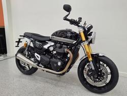 2026 Triumph BONNEVILLE SPEED TWIN 1200 RS SAPPHIRE BLACK